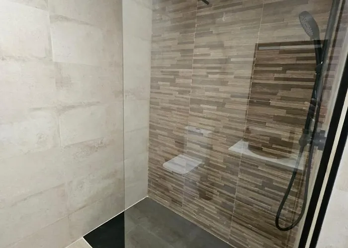 Granada 25 Mar Нерха